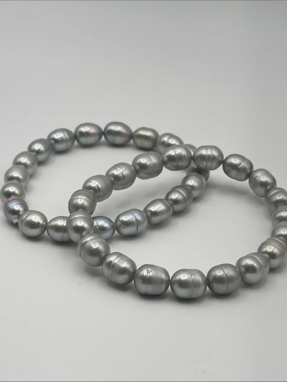 Silver Gray Freshwater Pearl Stretch Bracelets - Picture 3 of 3